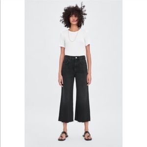 Zara Black Wide Leg Raw Hem Cropped Jeans 6